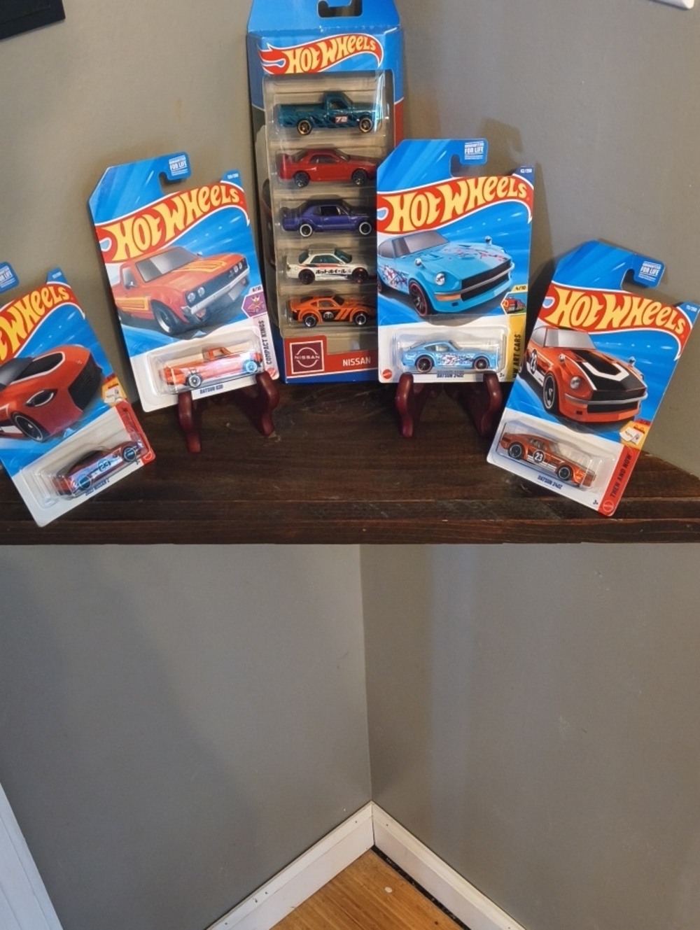 Hot Wheels Datsun Nissan Collectors! Nwt 5 Pack, Pair 240z Zcar 620 Cool Select